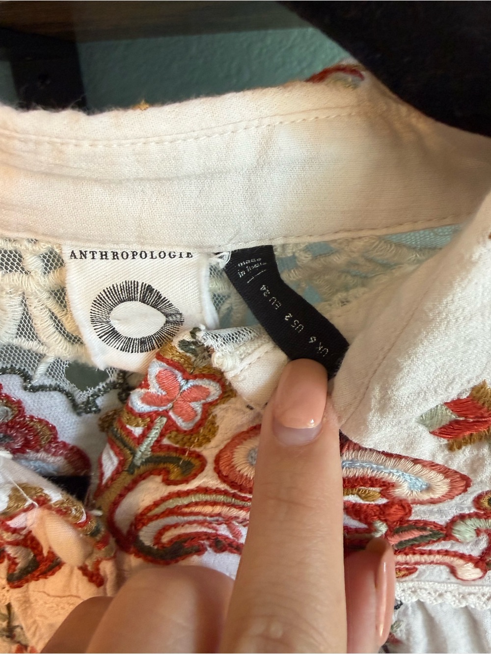 Akemi + Kin Anthropologie Embroidered Floral Lace Boho Button Down Top - Picture 4 of 6